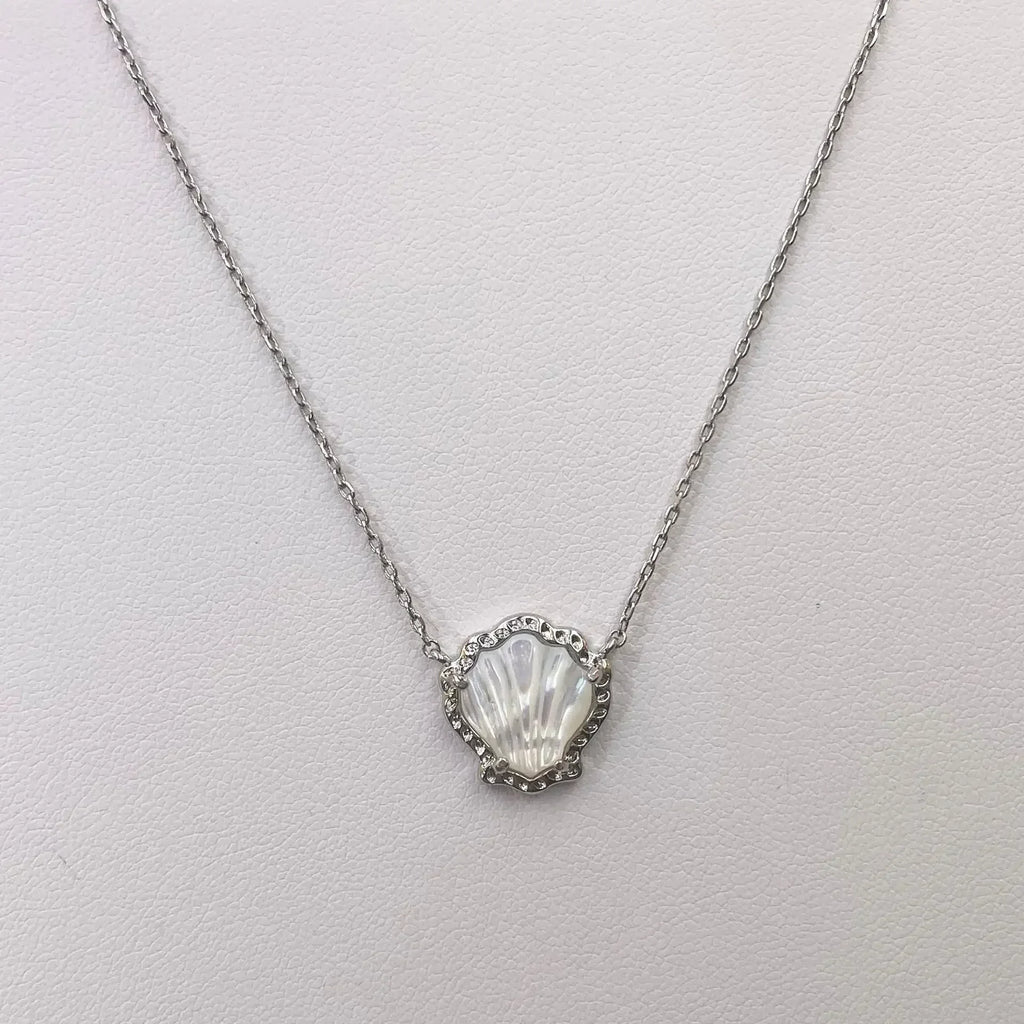 Seashell Pendant Necklace