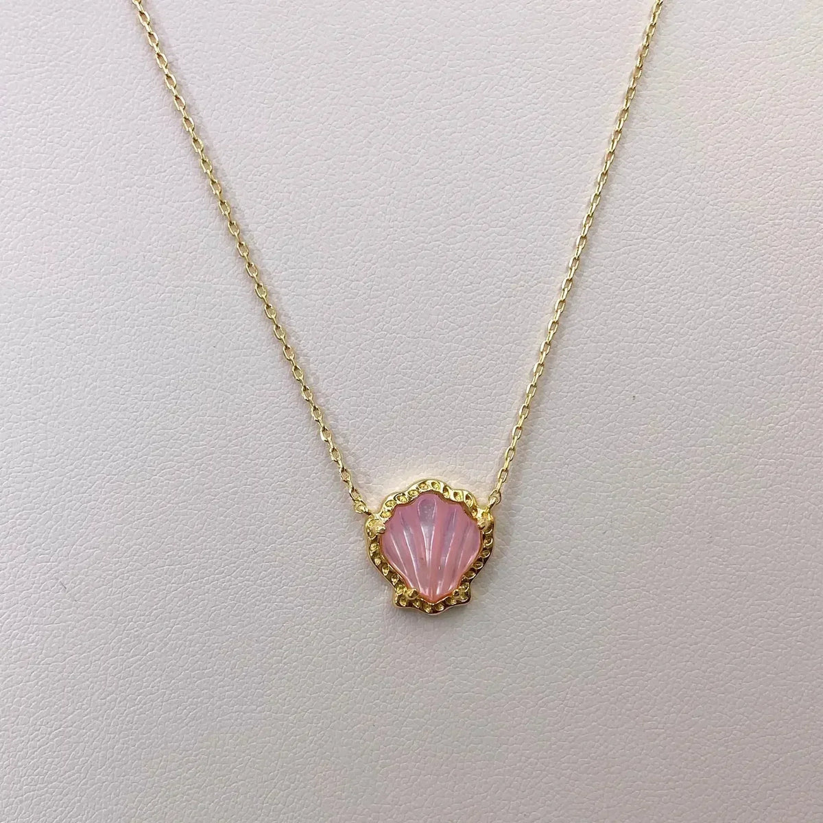 Seashell Pendant Necklace